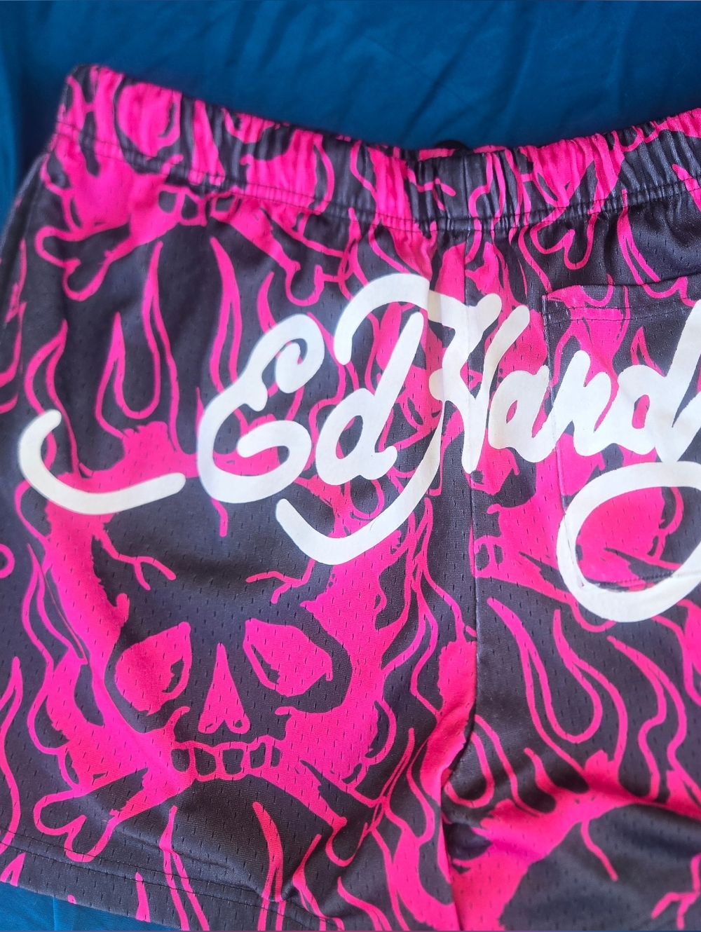 Ed Hardy Panther Dragon Mesh Basketball Shorts in a pink & black combo. Mens L. - Picture 3 of 4